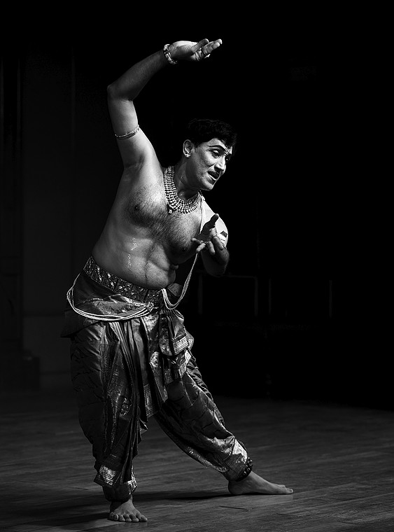 Madhava Pethi Murthy Group - Kuchipudi (Meenakshi Sundararajan Fine Arts Academy)